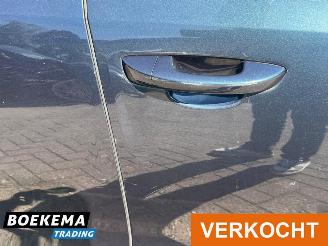 Volkswagen Golf 1.2 TSI Highline Climate Cruise stoelverw. picture 16