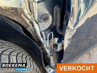 Volkswagen Golf 1.2 TSI Highline Climate Cruise stoelverw. picture 14