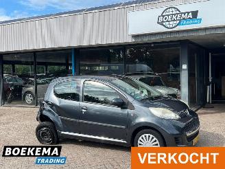 Damaged car Peugeot 107 1.0-12V XS Airco 5-Deurs 2010/7