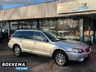 Vaurioauto  passenger cars Subaru Outback 2.5i 4WD Comfort Pano Navi Climate Cruise Stoelverw. Trekh. 2006/9