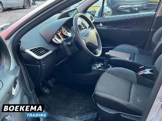 Peugeot 207 1.4 VTi Sublime 5-Drs Airco picture 15