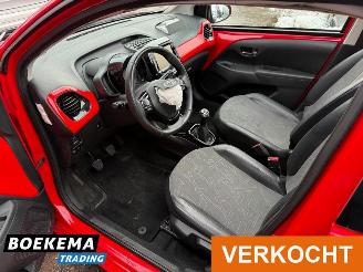 Toyota Aygo 1.0 VVT-i X-Wave Open-Dak Airco Cruise picture 11