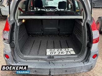 Renault Scenic 2.0 16V Conquest Navigatie Climate Cruise picture 15