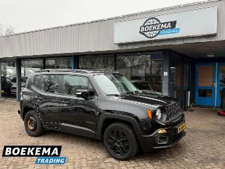Schadeauto Jeep Renegade 1.4 MultiAir Longitude Stoel-Stuurverwarming Massage Navigatie Clima 2016/8