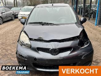 Toyota Aygo 1.0-12V Comfort Automaat 5-Deurs picture 5