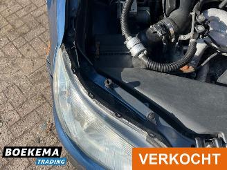 Subaru Forester 2.0 Premium 4X4 LPG Open-Dak Stoelverw Climate picture 8