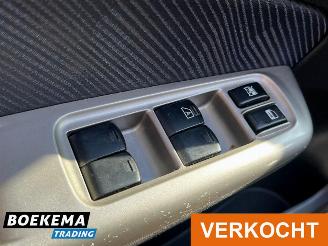 Subaru Forester 2.0 Premium 4X4 LPG Open-Dak Stoelverw Climate picture 17