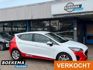 Unfallwagen Ford Fiesta 1.0 EcoBoost Titanium Keyless Navigatie Stoel/Stuurverw Cruise Lane-Ass 2022/11