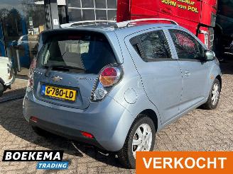 Chevrolet Spark 1.2 16V LTZ Navigatie Airco picture 2