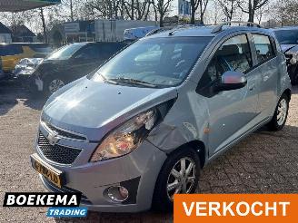 Chevrolet Spark 1.2 16V LTZ Navigatie Airco picture 4
