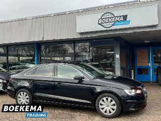 ojeté vozy osobní automobily Audi A3 Limousine 1.6 TDI 110PK Pro Line Panorama Navigatie Airco 2015/11
