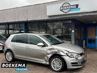 Avarii autoturisme Volkswagen Golf 1.2 TSI Trend Edition AppleCar Climate Stoelverw. Cruise 2014/12