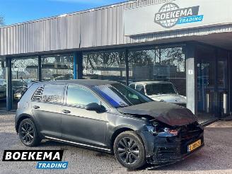 Auto incidentate Volkswagen Golf 1.0 TSI R-Line DSG Navigatie Climate Cruise 2018/3