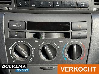 Toyota Corolla 1.6 VVT-i Linea Terra Airco picture 21