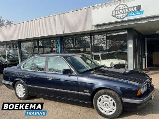 Unfallwagen BMW 5-serie 520i Executive 6-Cilinder Airco 1995/8