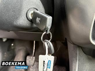 Peugeot 108 1.0 e-VTi Active Airco 5-Deurs picture 22