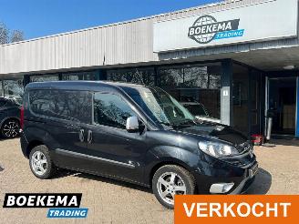 skadebil auto Fiat Doblo Cargo 1.3 MJ SX Airco Navigatie Schuifdeur PDC 2015/8