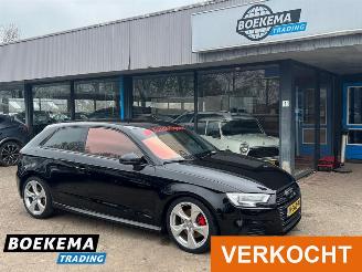 Unfallwagen Audi A3 2.0 TDI 184PK DSG Quattro S-Line B&O Panorama Sterrenhemel 2017/1
