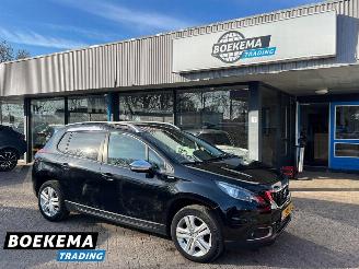 Vrakbiler auto Peugeot 2008 1.2 PureTech Allure Navigatie Camera Climate 2018/12