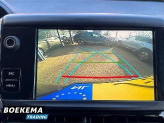 Peugeot 2008 1.2 PureTech Allure Navigatie Camera Climate picture 27