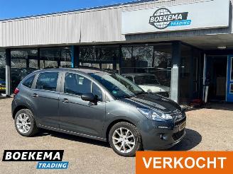 Damaged car Citroën C3 1.2 PureTech Selection Automaat Navigatie Airco Cruise F1 2016/7