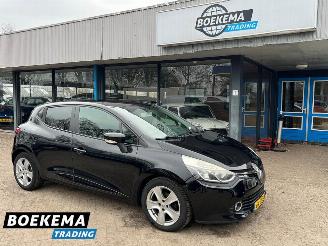 uszkodzony samochody osobowe Renault Clio 0.9 TCe Expression Navigatie Airco Cruise 2012/12
