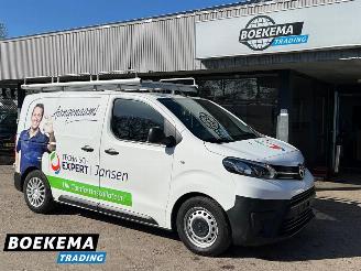 skadebil bedrijf Toyota Proace 1.6 D-4D Cool Comfort Airco Imperial Trekhaak Schuifdeur Cruise 2016/12