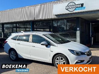 škoda osobní automobily Opel Astra Sports Tourer 1.6 CDTI Business+ Navigatie Cruise PDC 2017/1