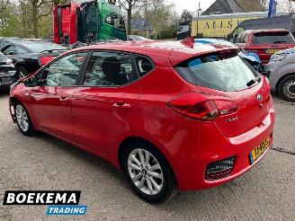 Kia Cee d cee'd 1.0 T-GDi ComfortPlusLine Cruise-Control Navi Airco picture 3