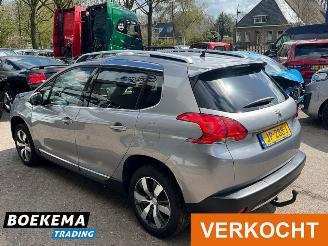 Peugeot 2008 1.6 VTi Allure Navigatie picture 3