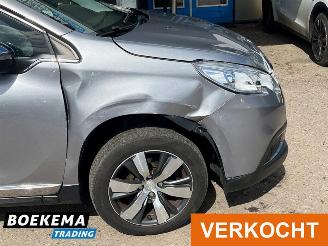 Peugeot 2008 1.6 VTi Allure Navigatie picture 7