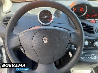 Renault Twingo 1.5 dCi Collection Airco Cruise picture 8