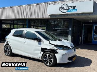 krockskadad bil auto Renault Zoé R110 Life Carshare 52 kWh Koopaccu! 2020/6