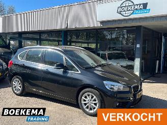 Damaged car BMW 2-serie 218d Active Tourer Sport Automaat Keyless Navigatie 2015/6