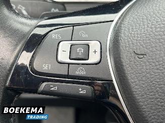 Volkswagen Golf 1.4 TSI Highline DSG Panorama Virtual Stoel/Stuurverw Massage Camera Trekhaak picture 30