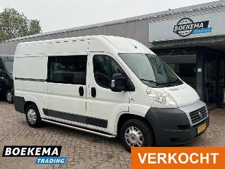 skadebil bedrijf Fiat Ducato 35H 2.3 MultiJet Gran Volume DoKa 5-Peroons Navigatie Airco Cruise 2014/1