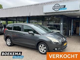 Auto incidentate Peugeot 5008 1.6 VTi Blue Lease 7-Persoons Leer Stoelverwarming Navigatie Climate Cruise 2010/10