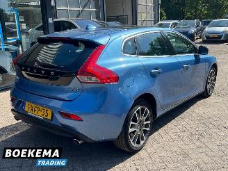 Volvo V-40 2.0 D4 Summum Business Glazen Dak Navigatie Cruise picture 2