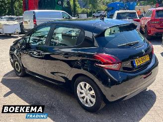 Peugeot 208 1.2 PureTech Active Navigatie Airco Cruise picture 3