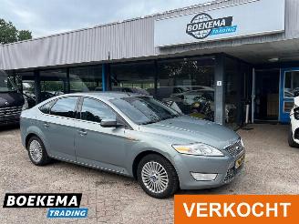 Vaurioauto  passenger cars Ford Mondeo 1.6 16V Titanium Climate Cruise Trekhaak 2008/1