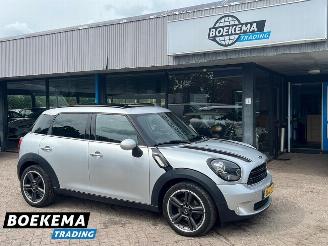 Vaurioauto  passenger cars Mini Countryman 1.6 Cooper ALL4 Chili Open-Dak Navigatie Stoelverw 2015/4