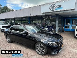 Schadeauto Mercedes E-klasse 220 d Business Sol AMG Panorama Burmester Memory Leer Lane-Ass Camera 2019/12