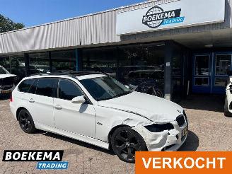 uszkodzony samochody osobowe BMW 3-serie 330xd Dynamic Exe Automaat Panorama Climate Cruise Navigatie 2006/10
