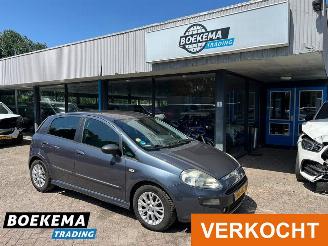 damaged passenger cars Fiat Punto Evo 1.3 M-Jet Dynamic Navi Climate Cruise 2010/9