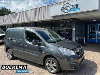 krockskadad bil bedrijf Peugeot Partner 120 1.6 VTi 98 Pro Navigatie Camera Airco Schuifdeur 2017/3