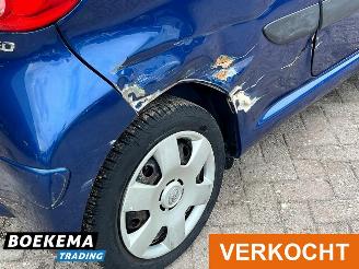 Toyota Aygo 1.0-12V + Automaat Airco Leer picture 8