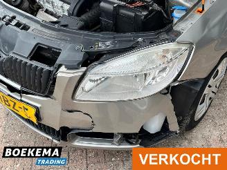 Skoda Fabia 1.6-16V Ambiente Automaat Airco Stoelverwarming PDC Trekhaak picture 13