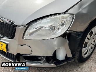 Skoda Fabia 1.6-16V Ambiente Automaat Airco Stoelverwarming PDC Trekhaak picture 6