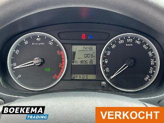 Skoda Fabia 1.6-16V Ambiente Automaat Airco Stoelverwarming PDC Trekhaak picture 22