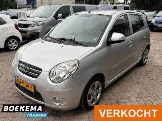 Kia Picanto 1.1 X-ecutive Automaat Leer Climate PDC Trekhaak picture 4